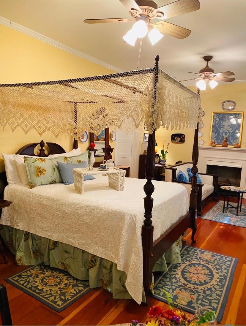 Magnolia Cottage Bed And Breakfast Натчез Экстерьер фото