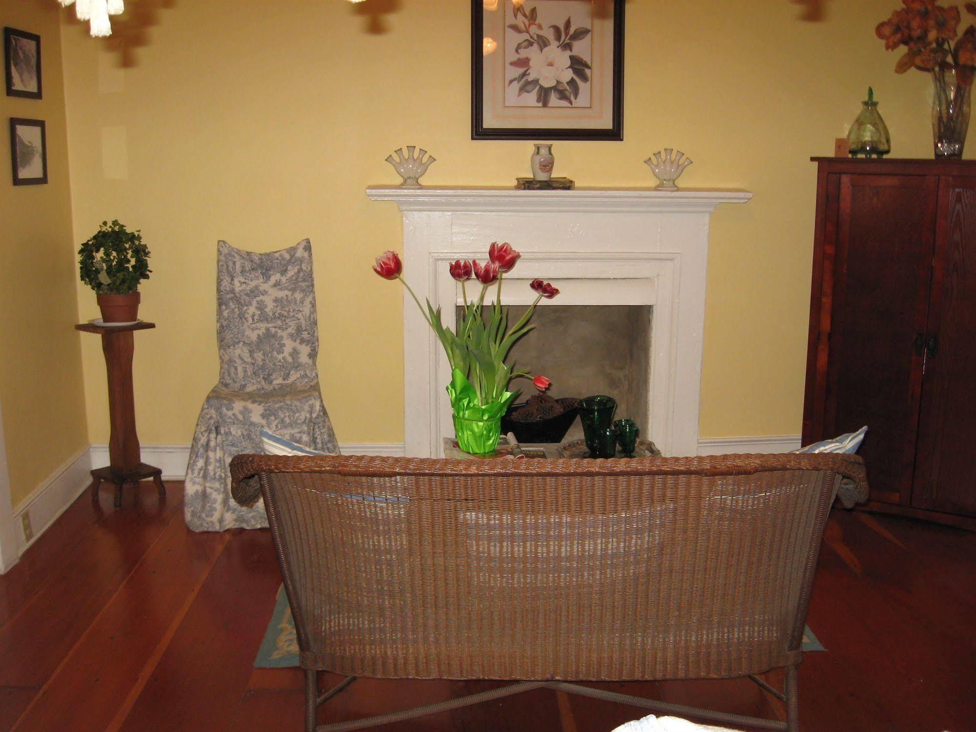 Magnolia Cottage Bed And Breakfast Натчез Экстерьер фото